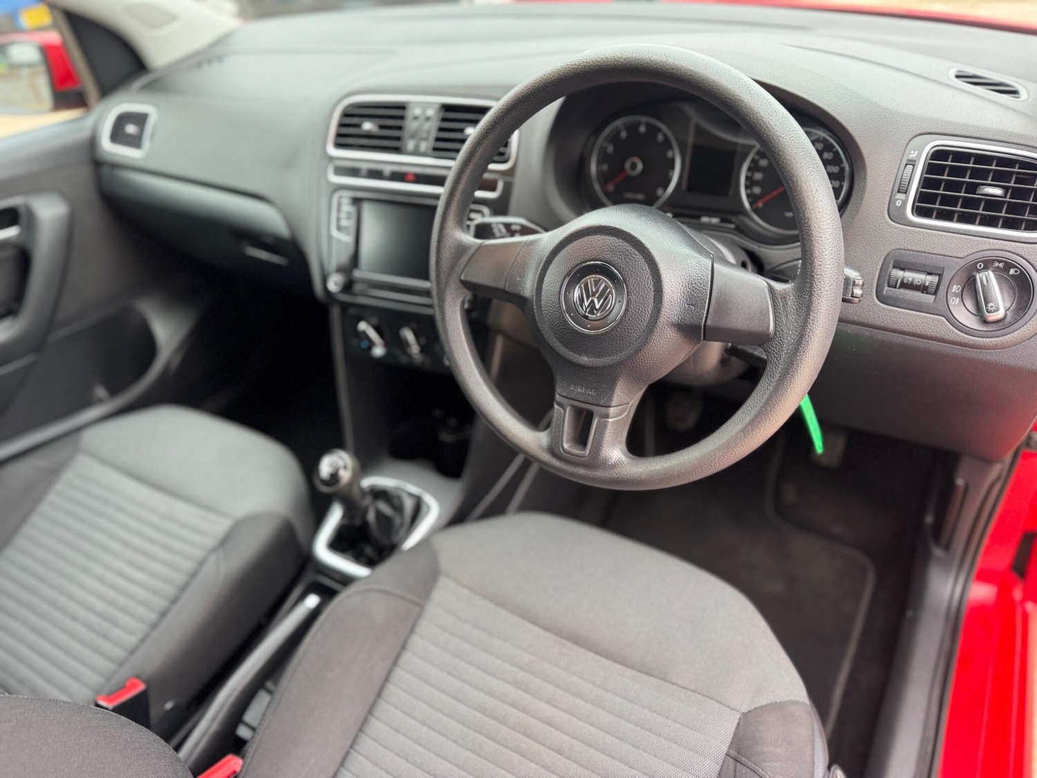 Used Volkswagen Polo 2013 for sale - 77799224: Photo 25
