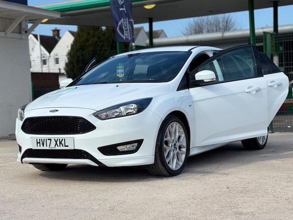 Used Ford Focus 2017 for sale - 75279253: Photo 11