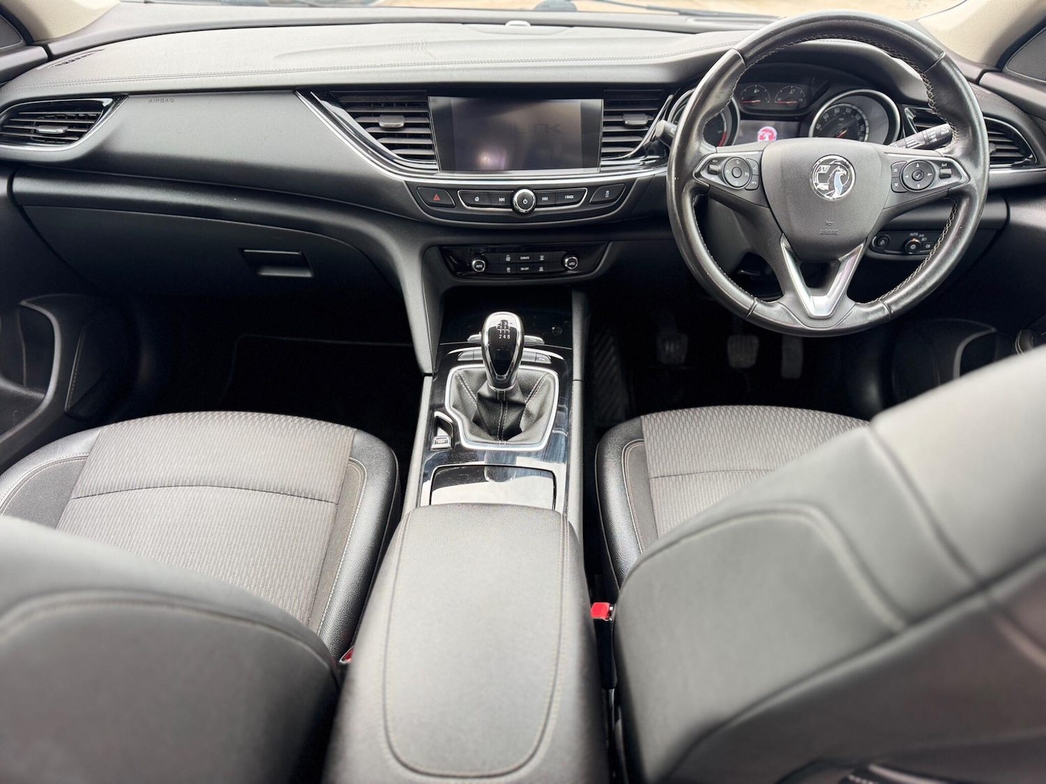 Used Vauxhall Insignia 2018 for sale - 77597769: Photo 3