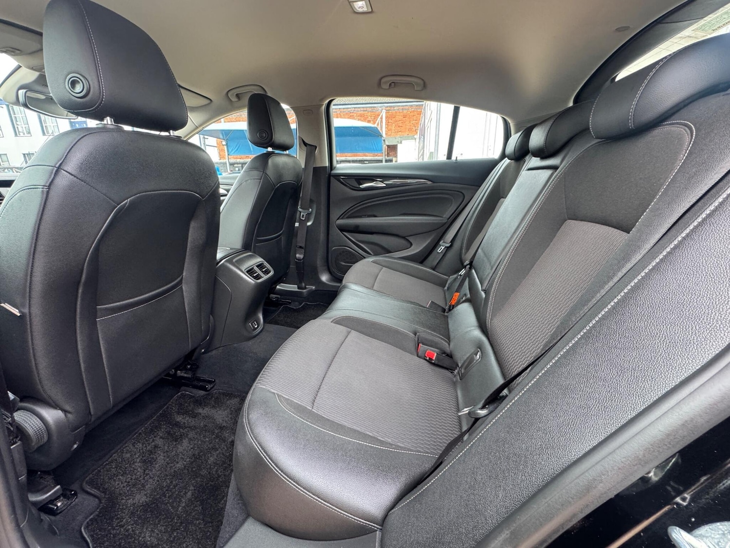 Used Vauxhall Insignia 2018 for sale - 77597769: Photo 31