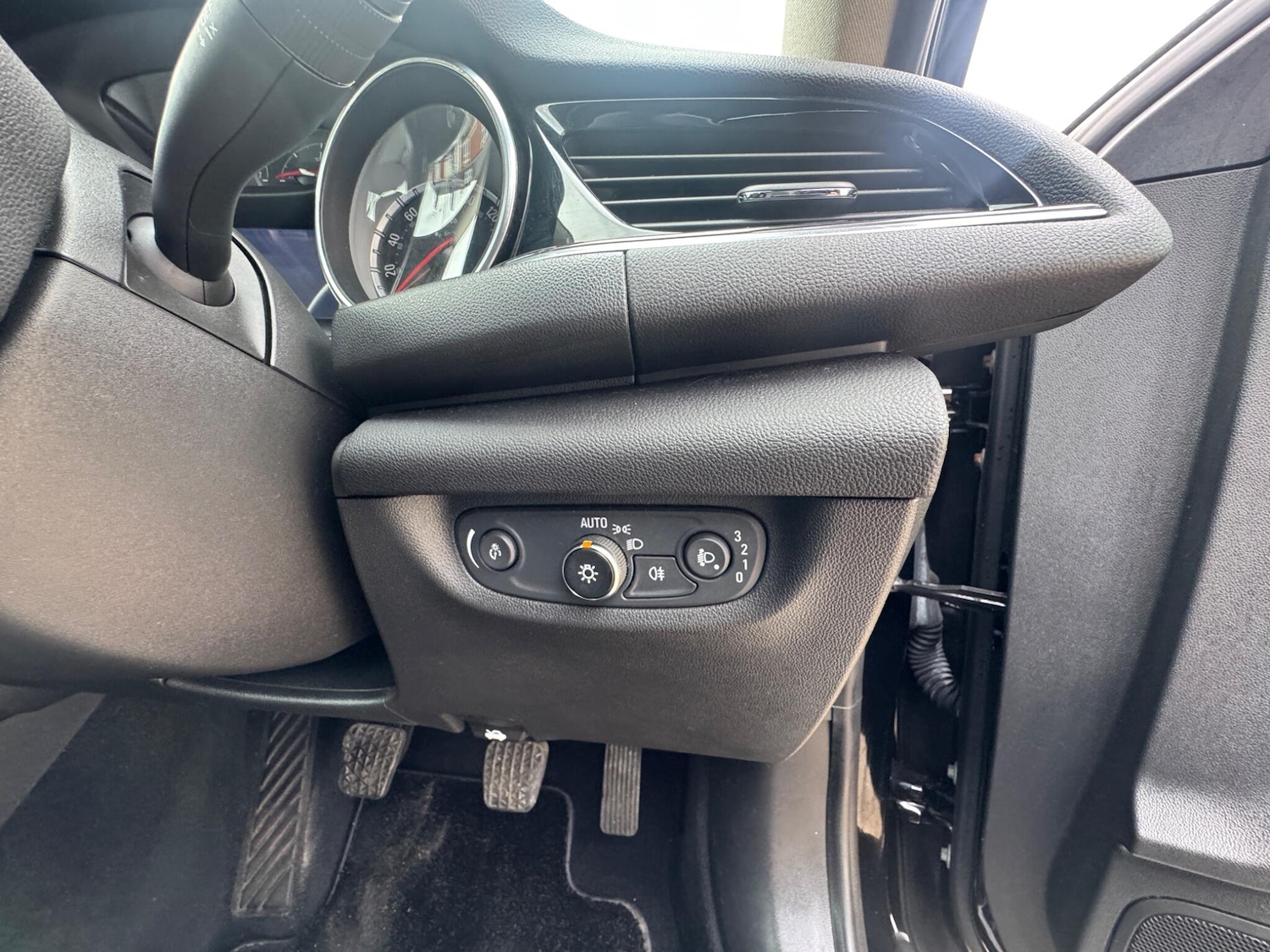 Used Vauxhall Insignia 2018 for sale - 77597769: Photo 44