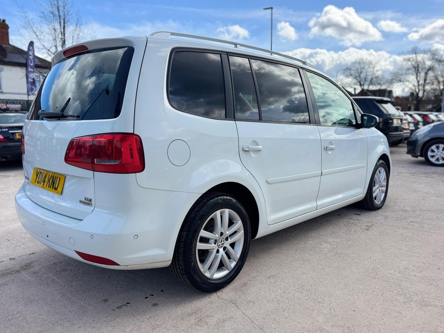 Used Volkswagen Touran for sale - 78141555: Photo 11