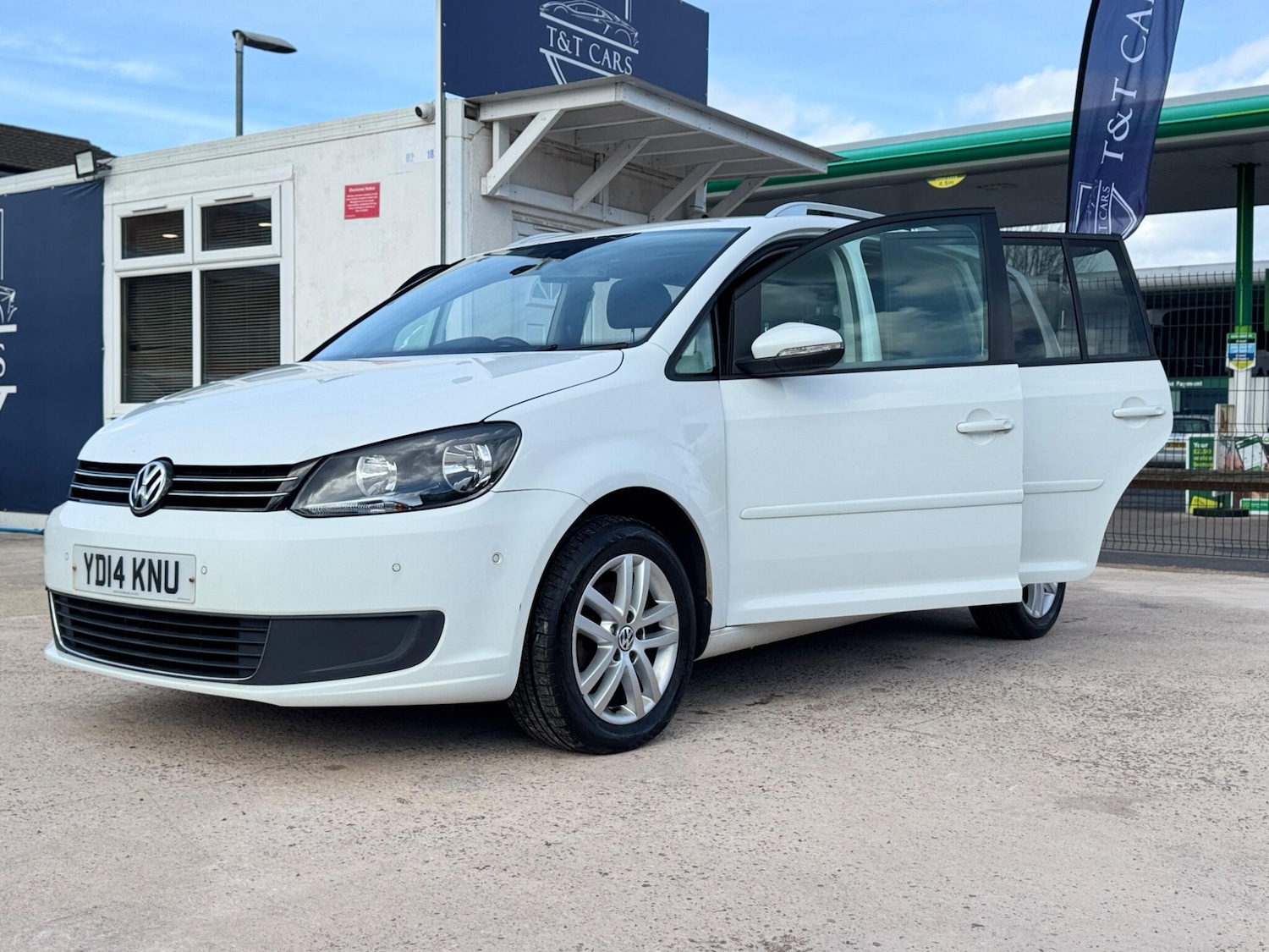 Used Volkswagen Touran for sale - 78141555: Photo 22