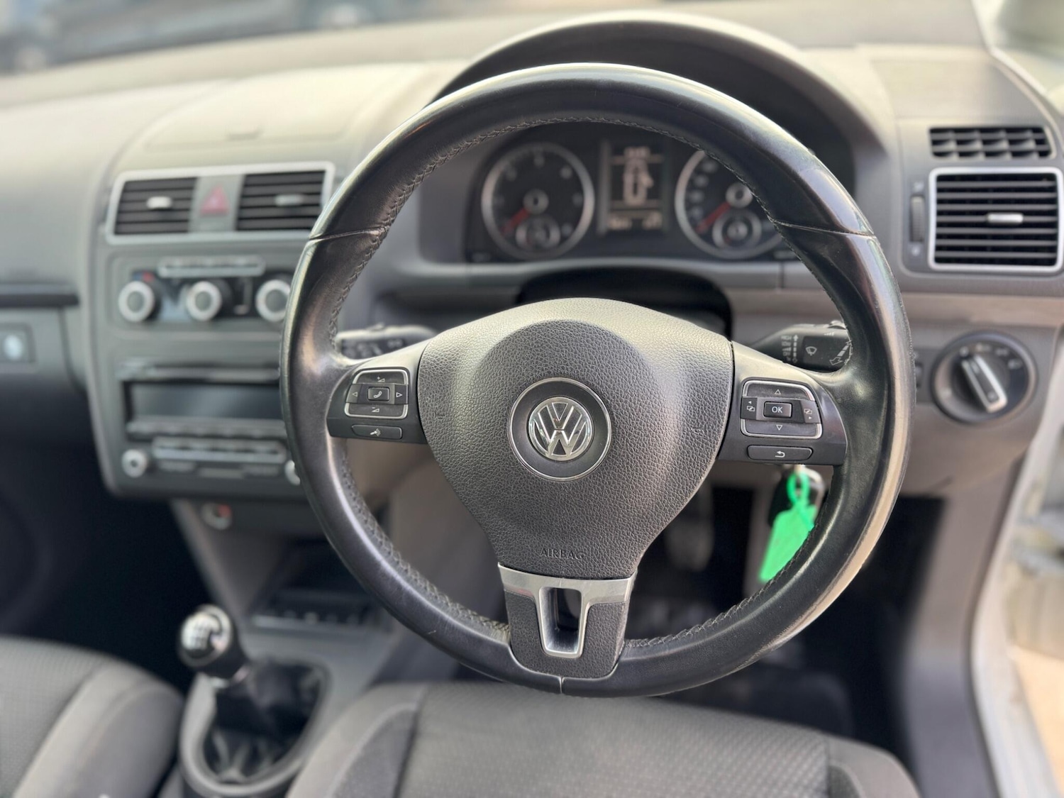 Used Volkswagen Touran for sale - 78141555: Photo 4