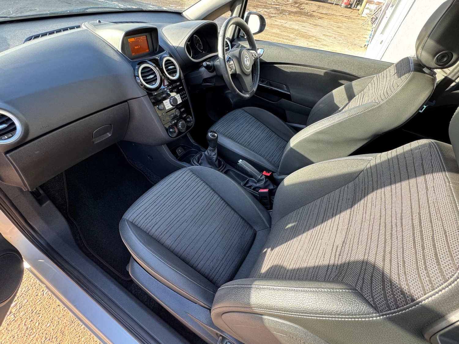 Used Vauxhall Corsa 2014 for sale - 76899103: Photo 28