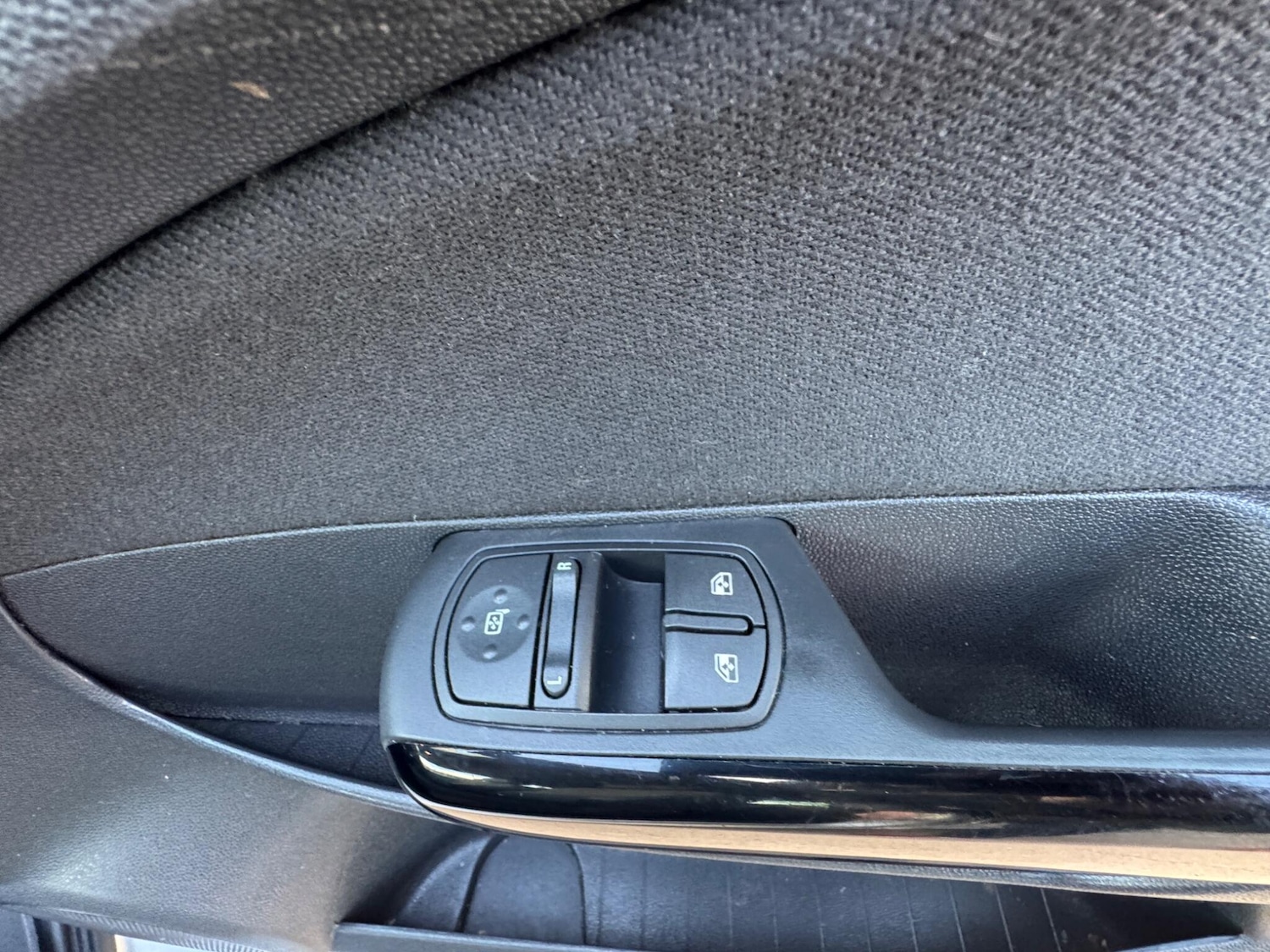 Used Vauxhall Corsa 2014 for sale - 76899103: Photo 38