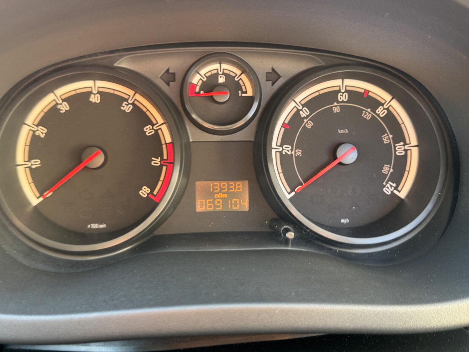 Used Vauxhall Corsa 2014 for sale - 76899103: Photo 9