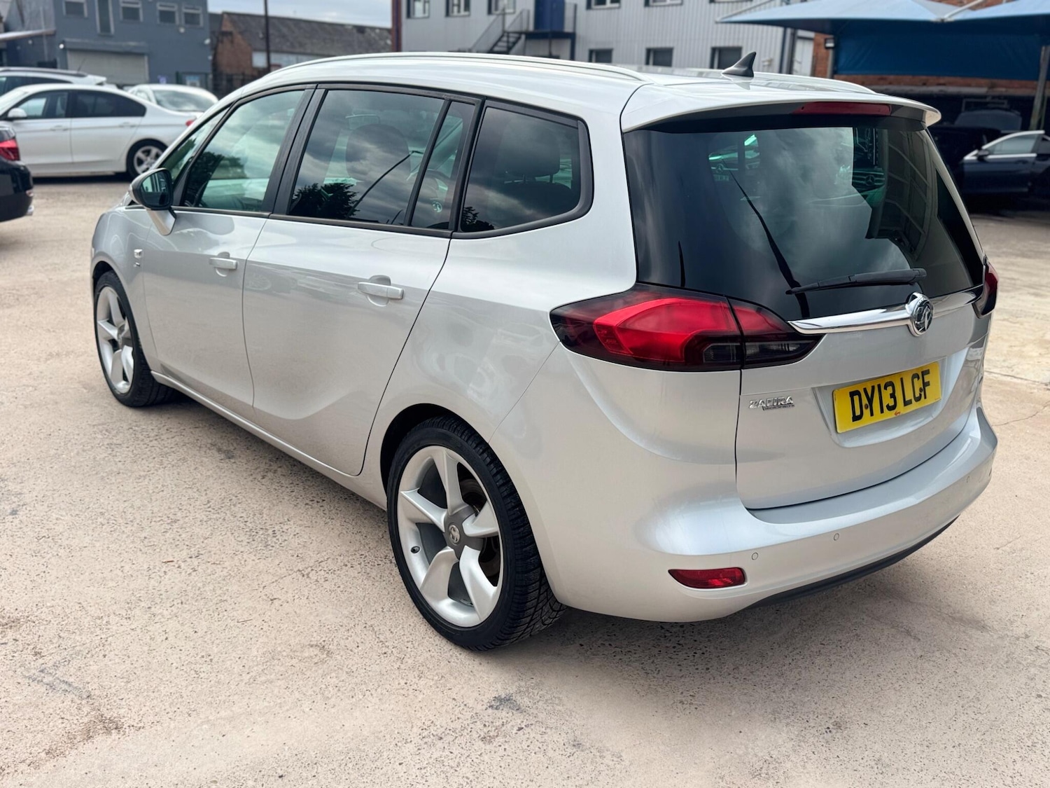 Used Vauxhall Zafira 2013 for sale - 76702414: Photo 20