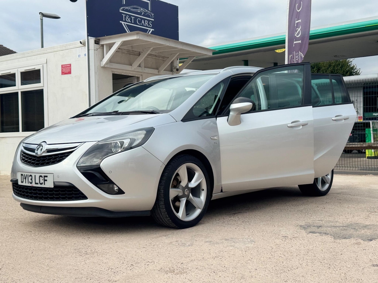 Used Vauxhall Zafira 2013 for sale - 76702414: Photo 25