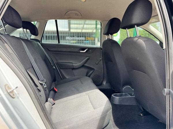 Used Skoda Rapid Spaceback 2016 for sale - 75022863: Photo 36