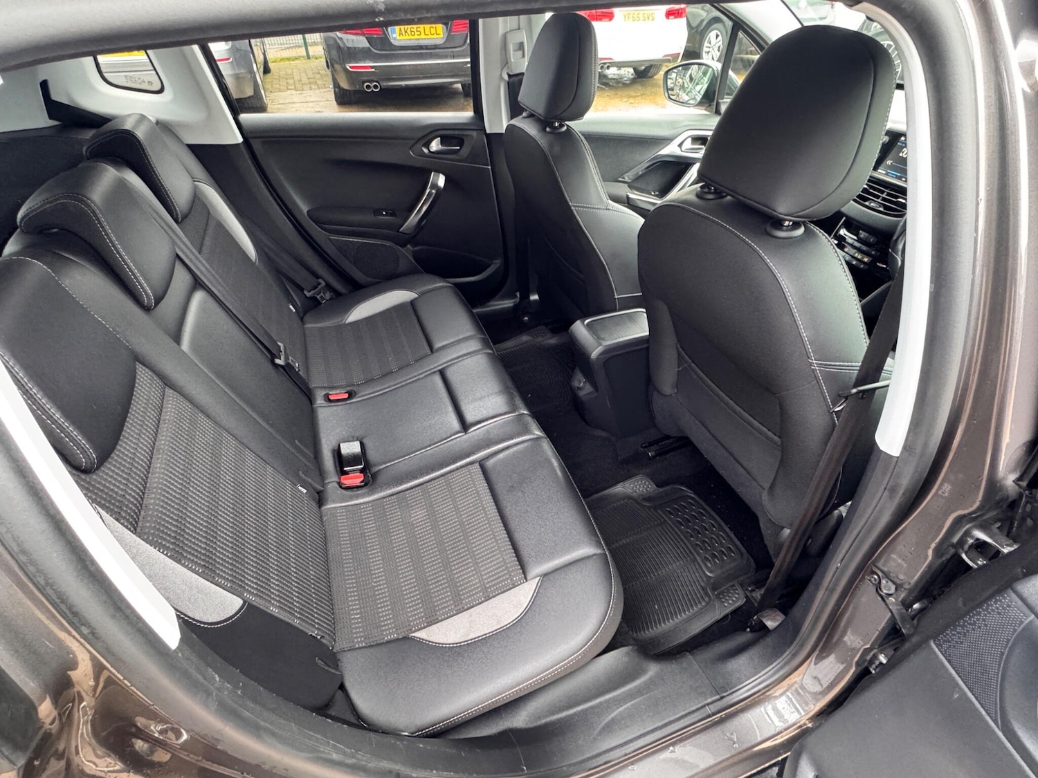 Used Peugeot 2008 2017 for sale - 77253604: Photo 5