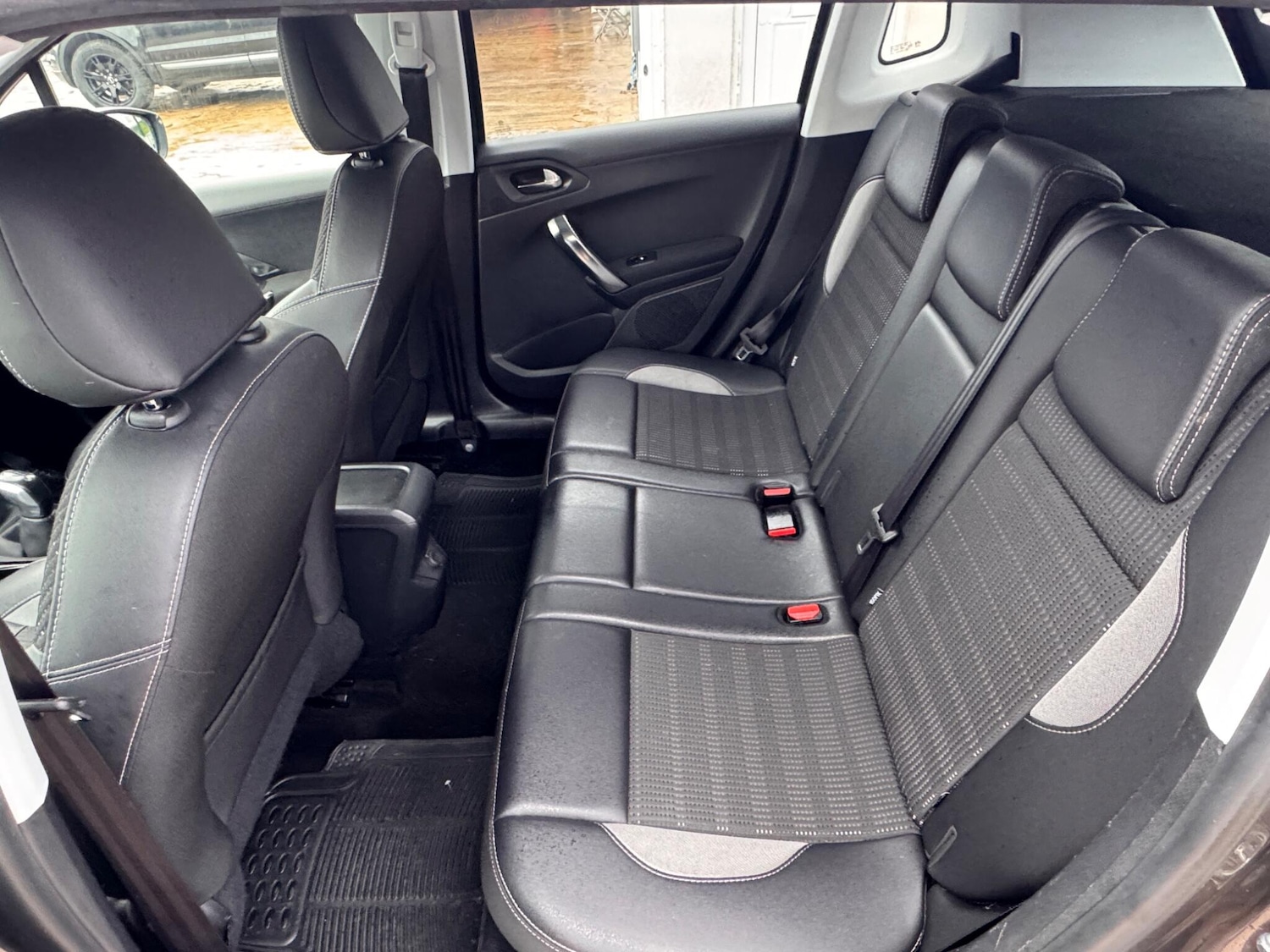 Used Peugeot 2008 2017 for sale - 77253604: Photo 7