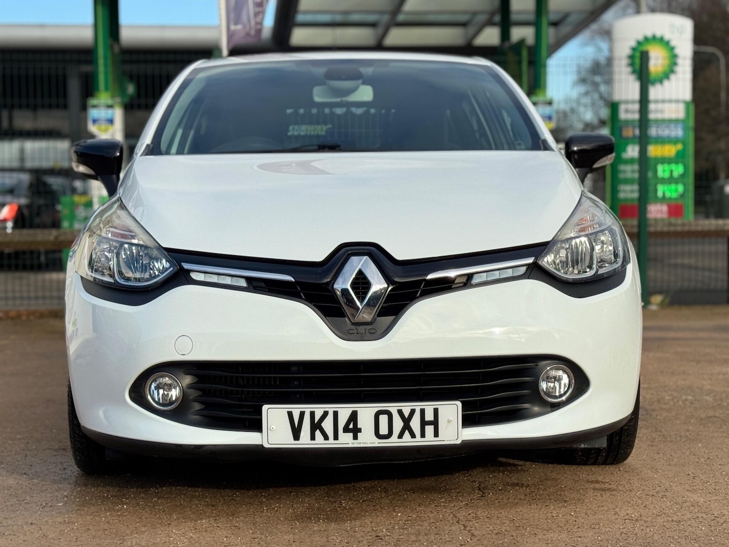 Used Renault Clio 2014 for sale - 76689296: Photo 2