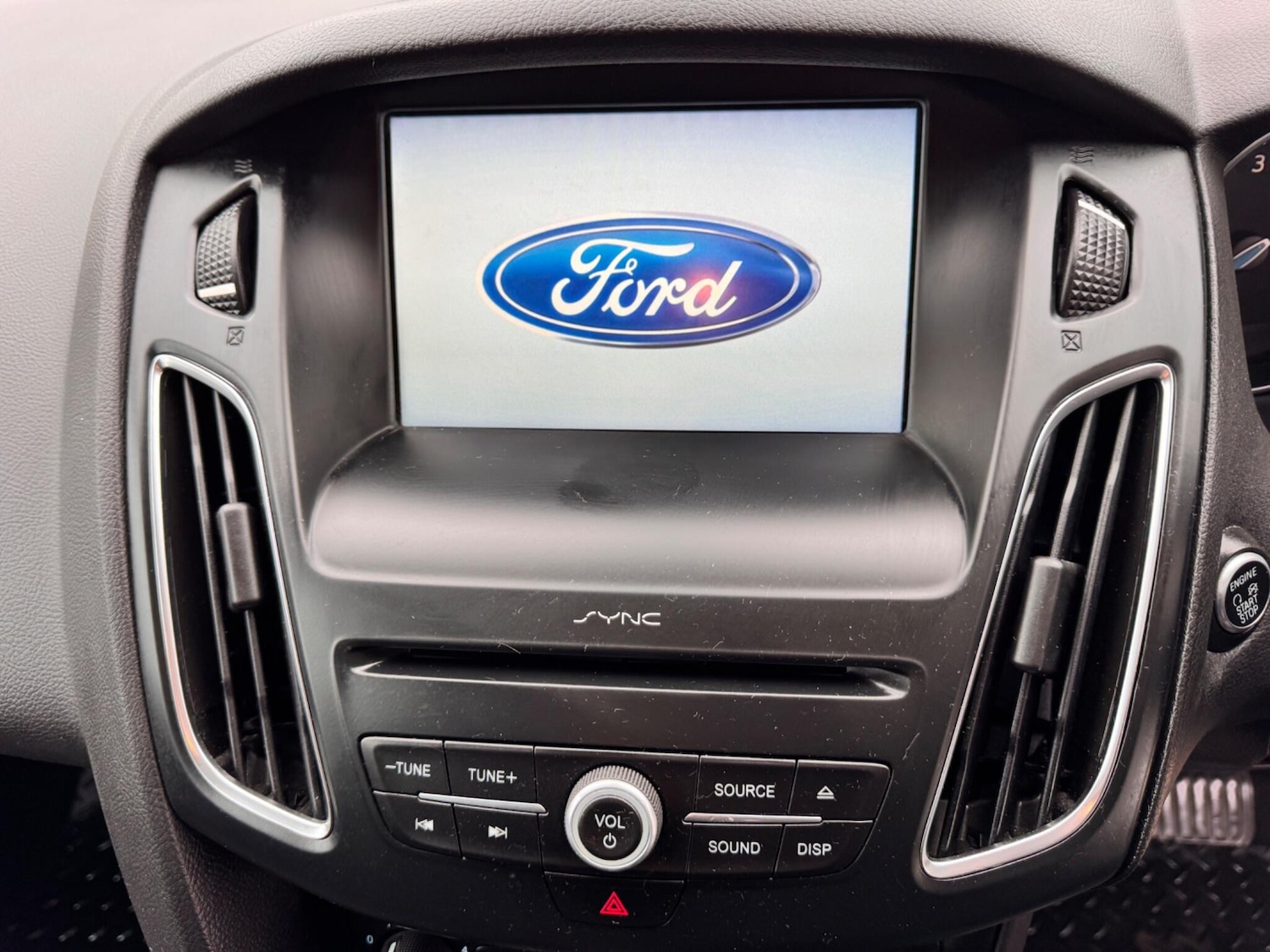 Used Ford Focus 2016 for sale - 77400595: Photo 4