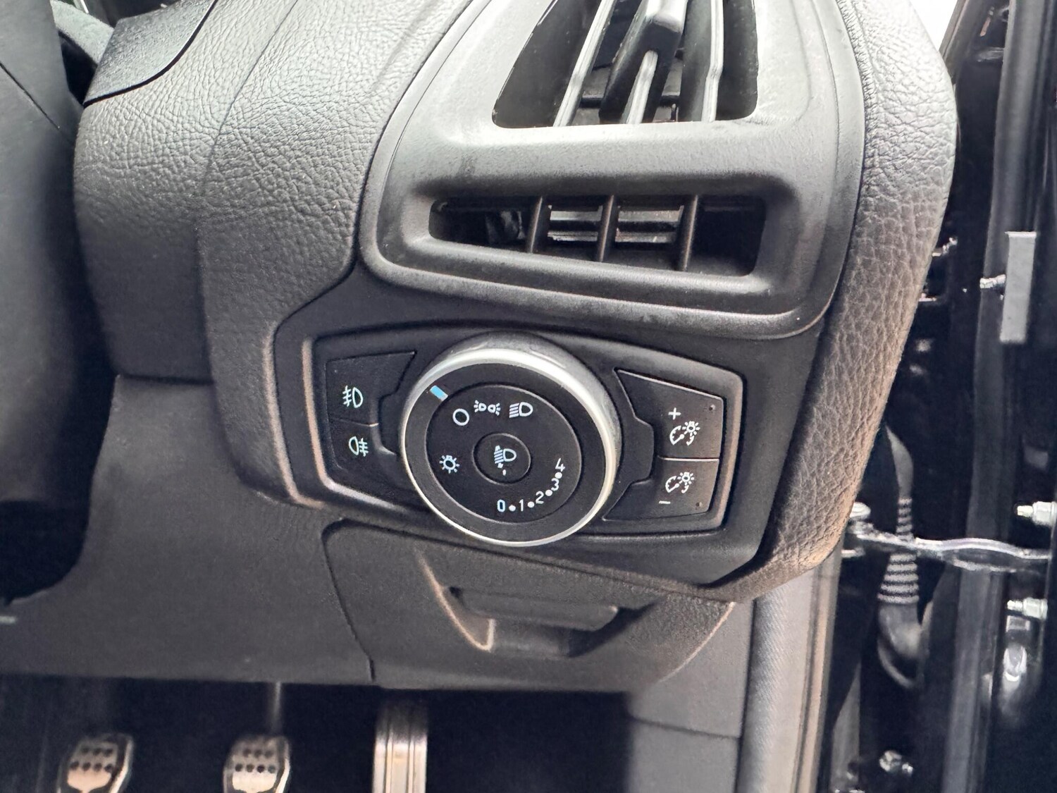 Used Ford Focus 2016 for sale - 77400595: Photo 40