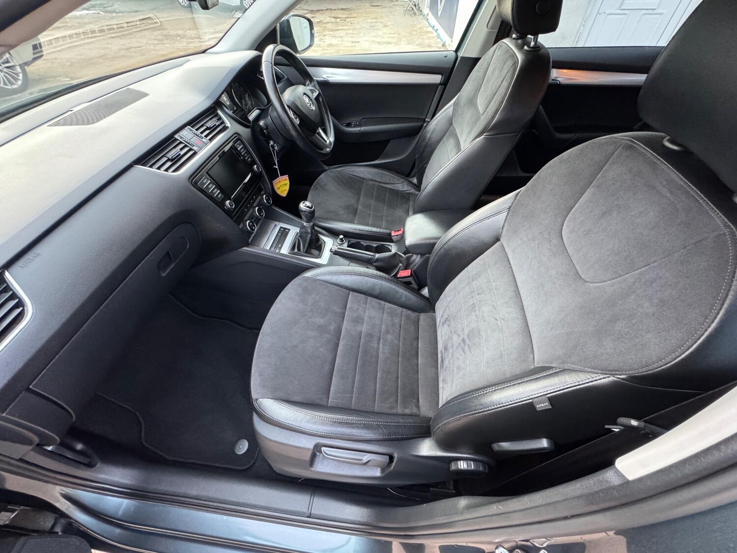 Used Skoda Octavia 2015 for sale - 77585683: Photo 31