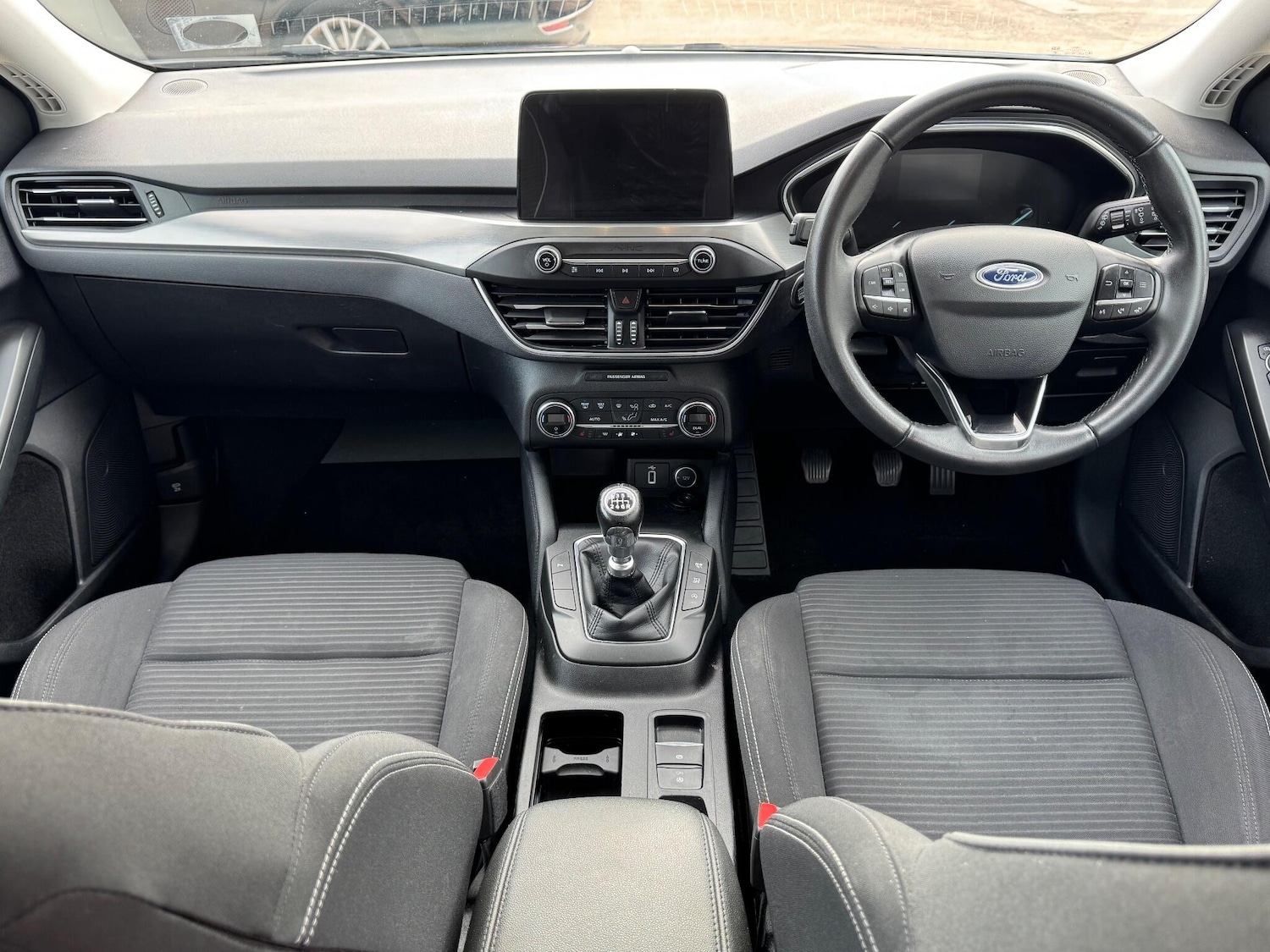 Used Ford Focus 2018 for sale - 76136167: Photo 3