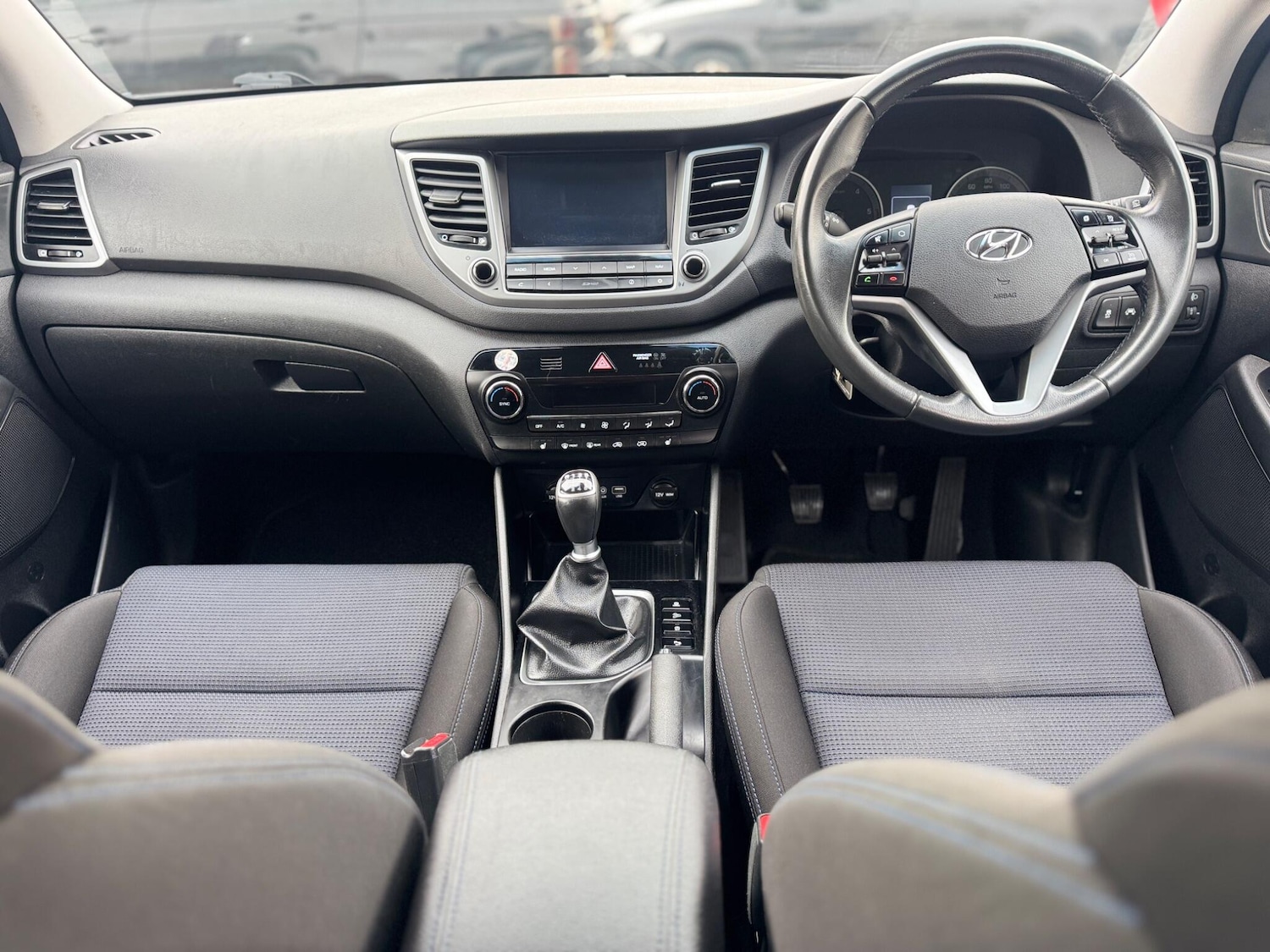 Used Hyundai TUCSON 2017 for sale - 76965276: Photo 24