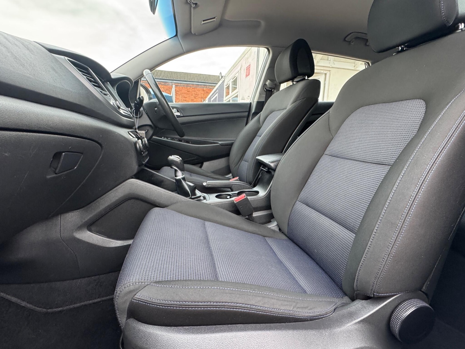 Used Hyundai TUCSON 2017 for sale - 76965276: Photo 31