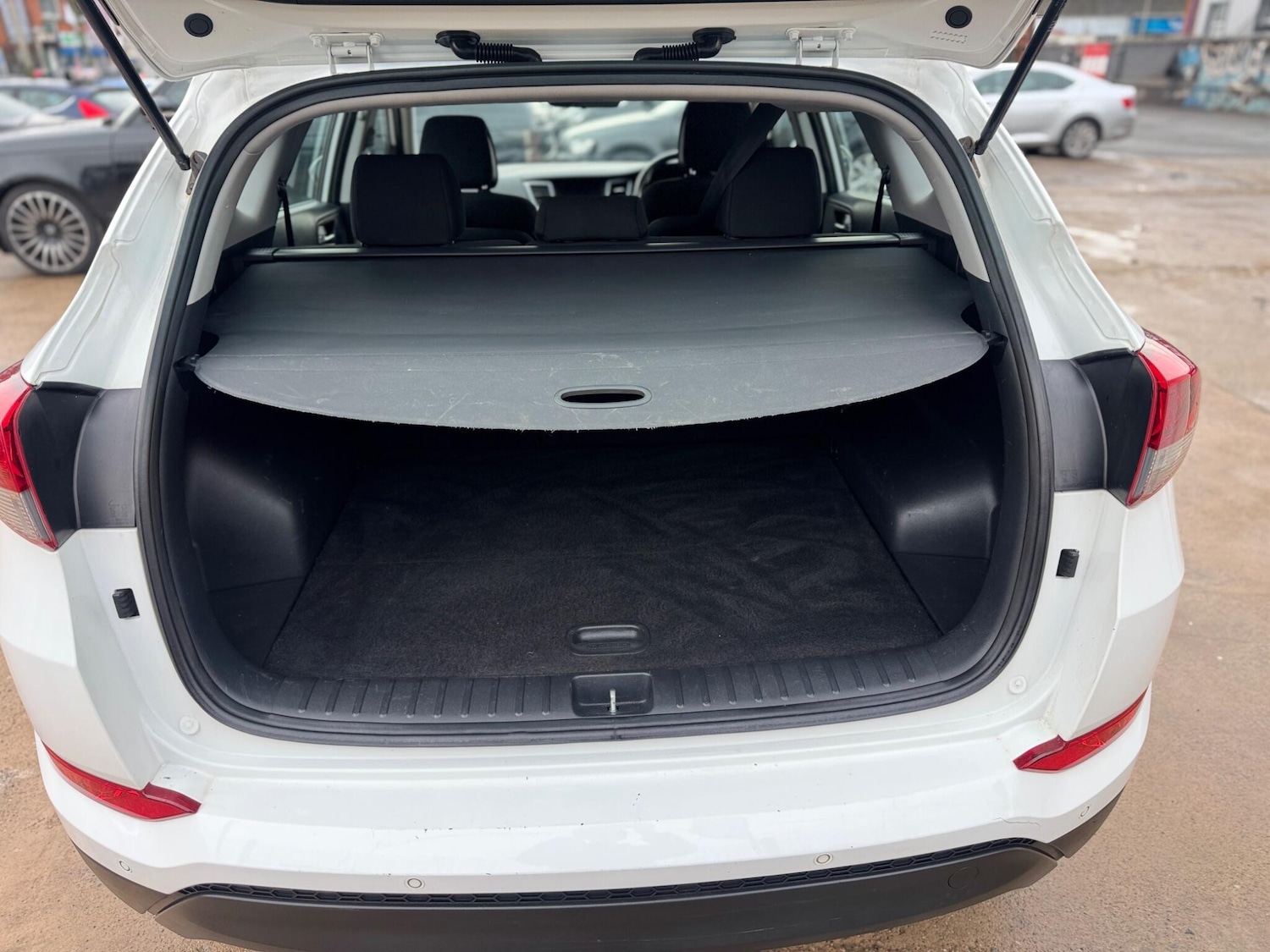 Used Hyundai TUCSON 2017 for sale - 76965276: Photo 49