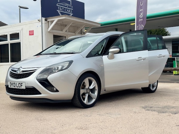 Used Vauxhall Zafira Tourer 2013 for sale - 75670866: Photo 25