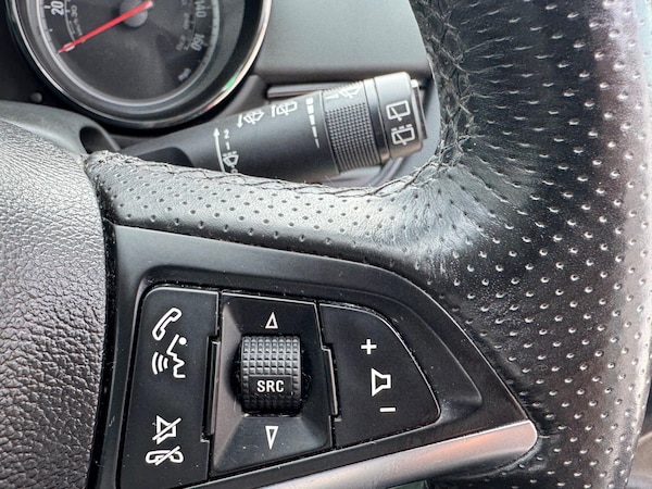 Used Vauxhall Zafira Tourer 2013 for sale - 75670866: Photo 28