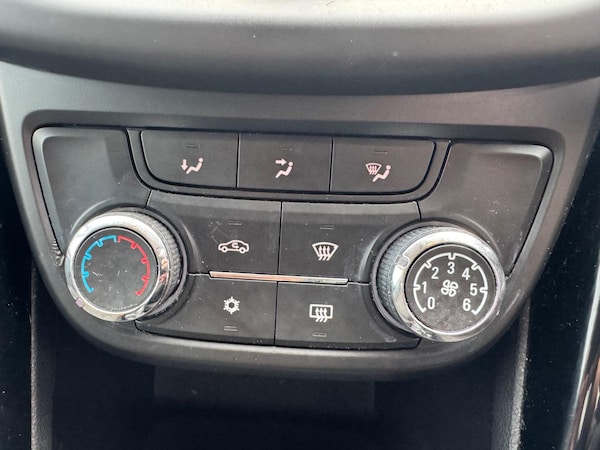 Used Vauxhall Zafira Tourer 2013 for sale - 75670866: Photo 30