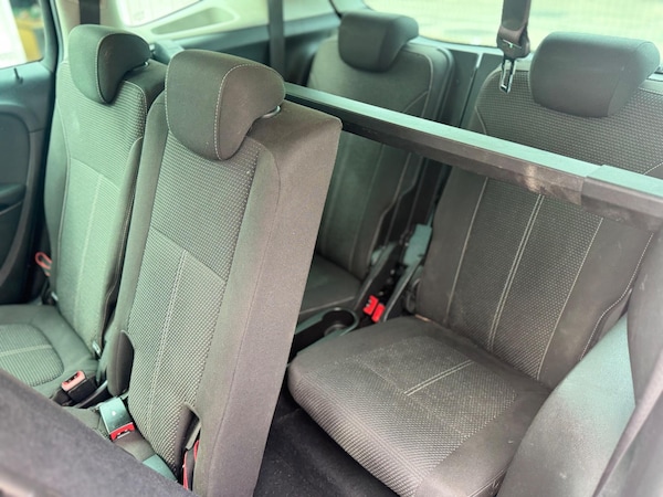 Used Vauxhall Zafira Tourer 2013 for sale - 75670866: Photo 35
