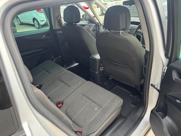 Used Vauxhall Zafira Tourer 2013 for sale - 75670866: Photo 6