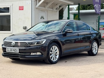 Used Volkswagen Passat 2019 for sale - 78982230: Photo