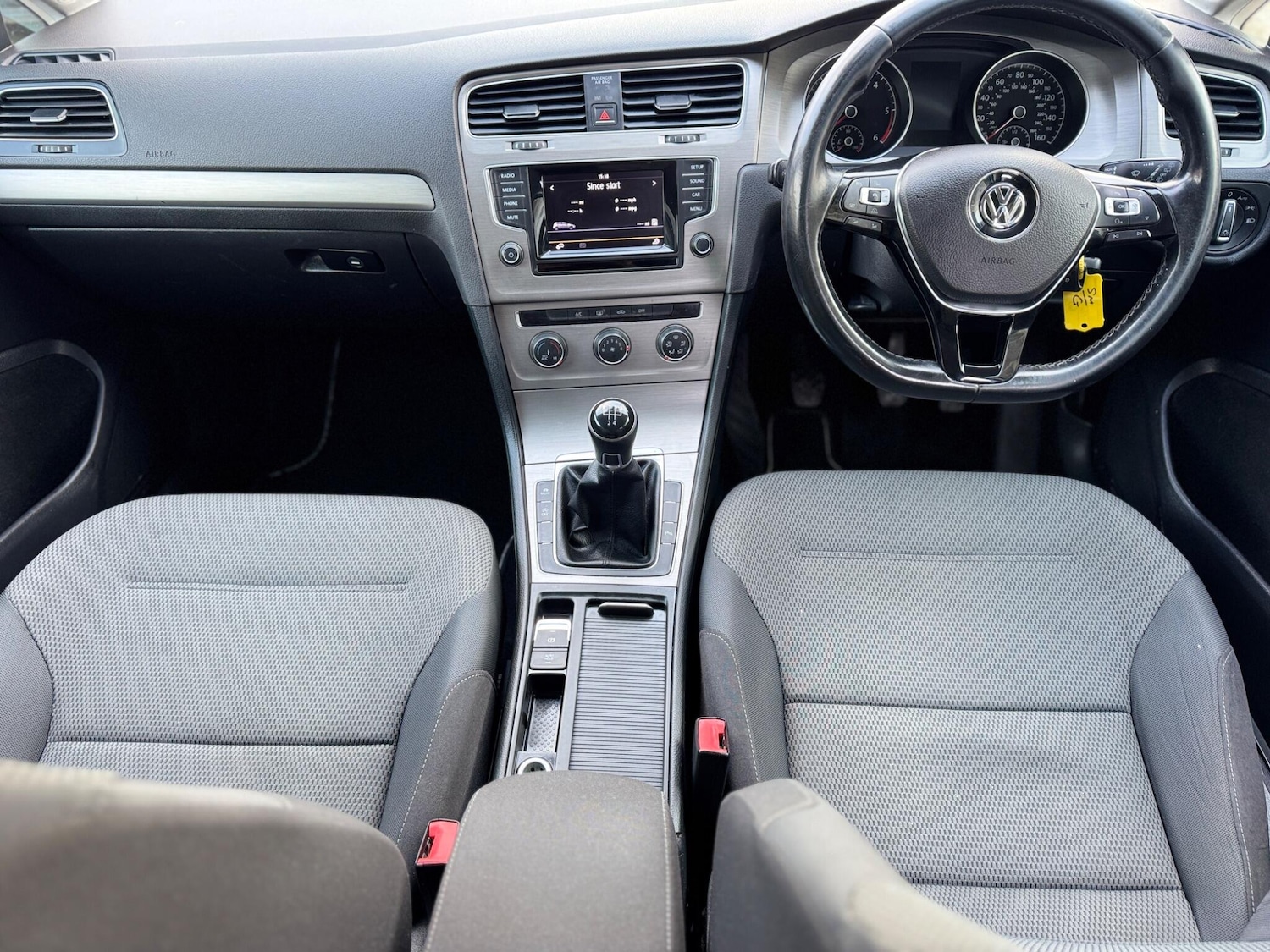 Used Volkswagen Golf 2014 for sale - 77478617: Photo 3