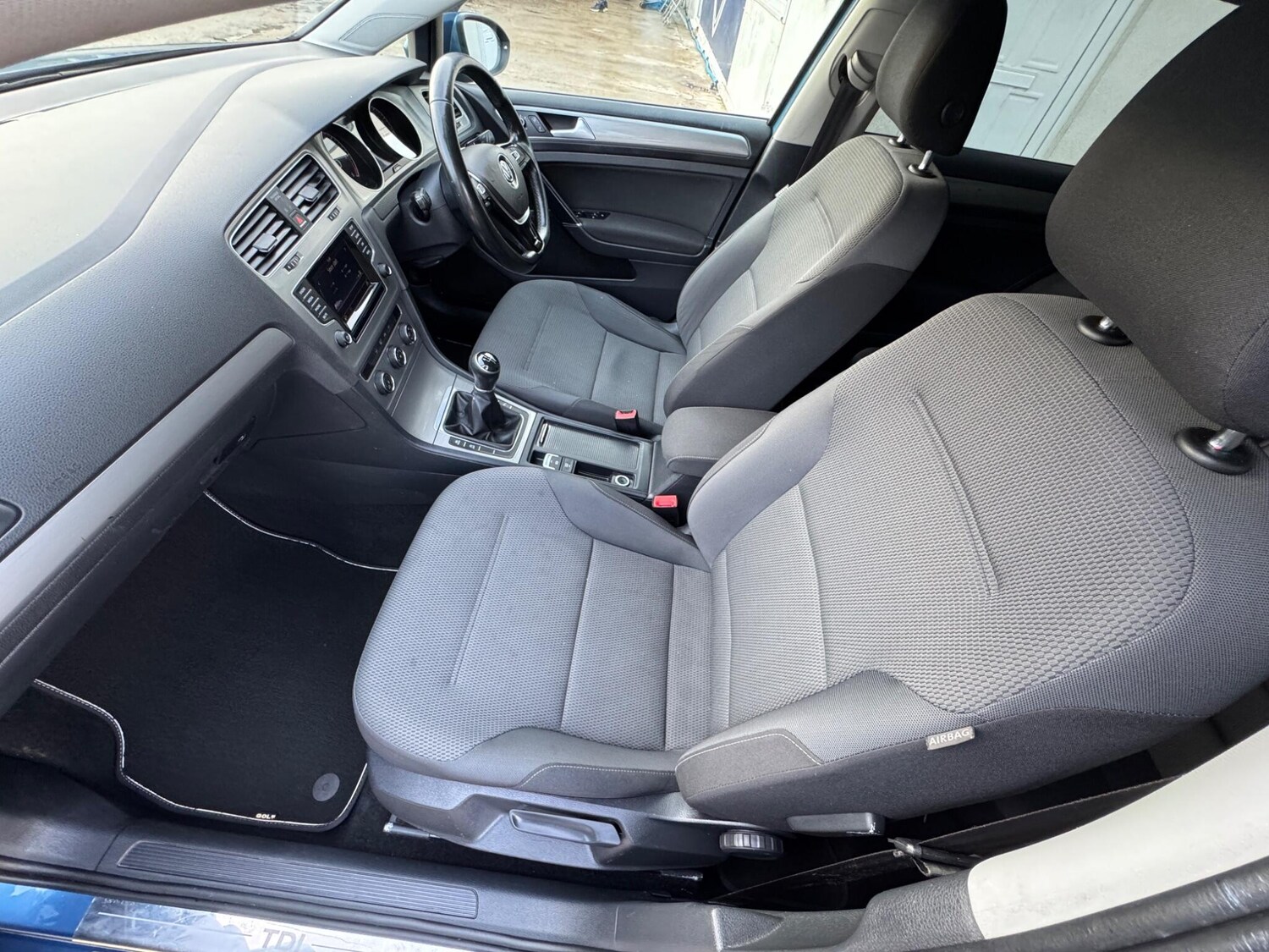 Used Volkswagen Golf 2014 for sale - 77478617: Photo 33