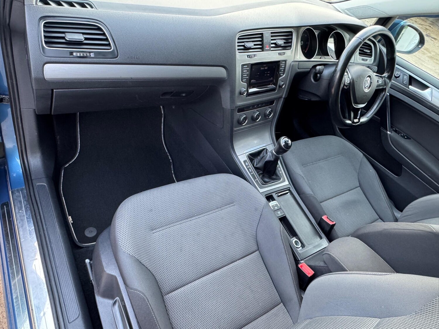 Used Volkswagen Golf 2014 for sale - 77478617: Photo 6