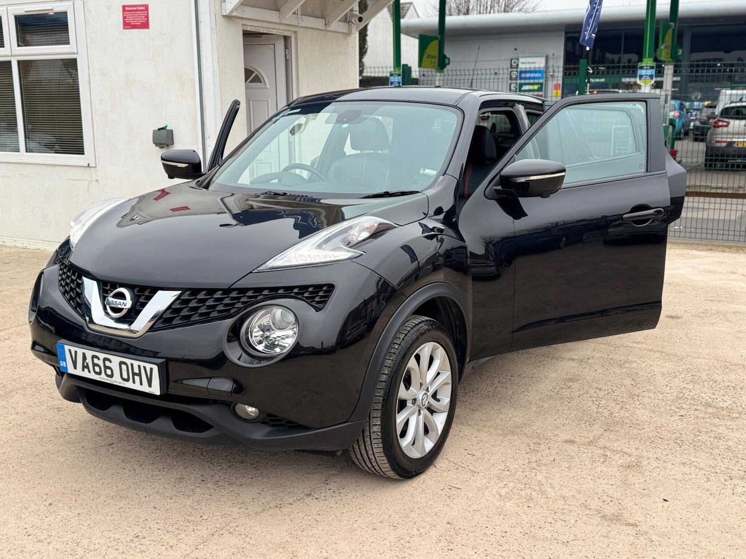 Used Nissan Juke 2017 for sale - 77783810: Photo 22