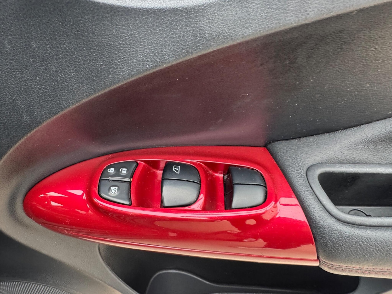 Used Nissan Juke 2017 for sale - 77783810: Photo 41