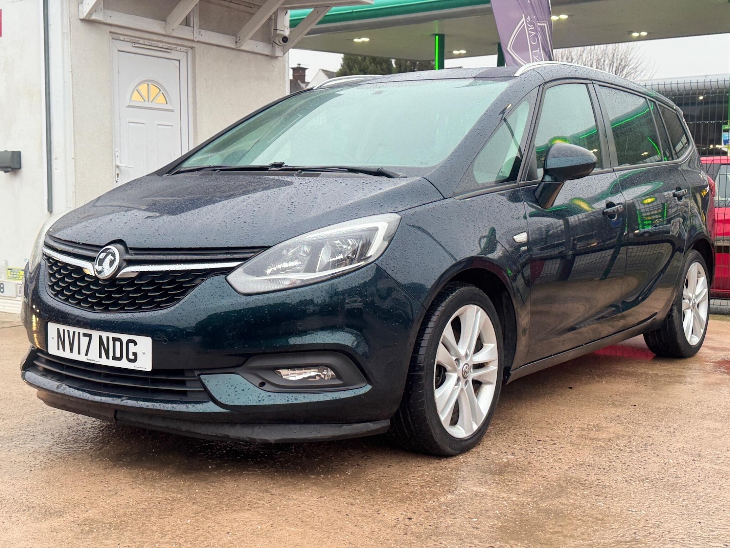 Used Vauxhall Zafira 2017 for sale - 77468354: Photo 2