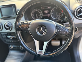 Used Mercedes-Benz B Class 2014 for sale - 76659033: Photo