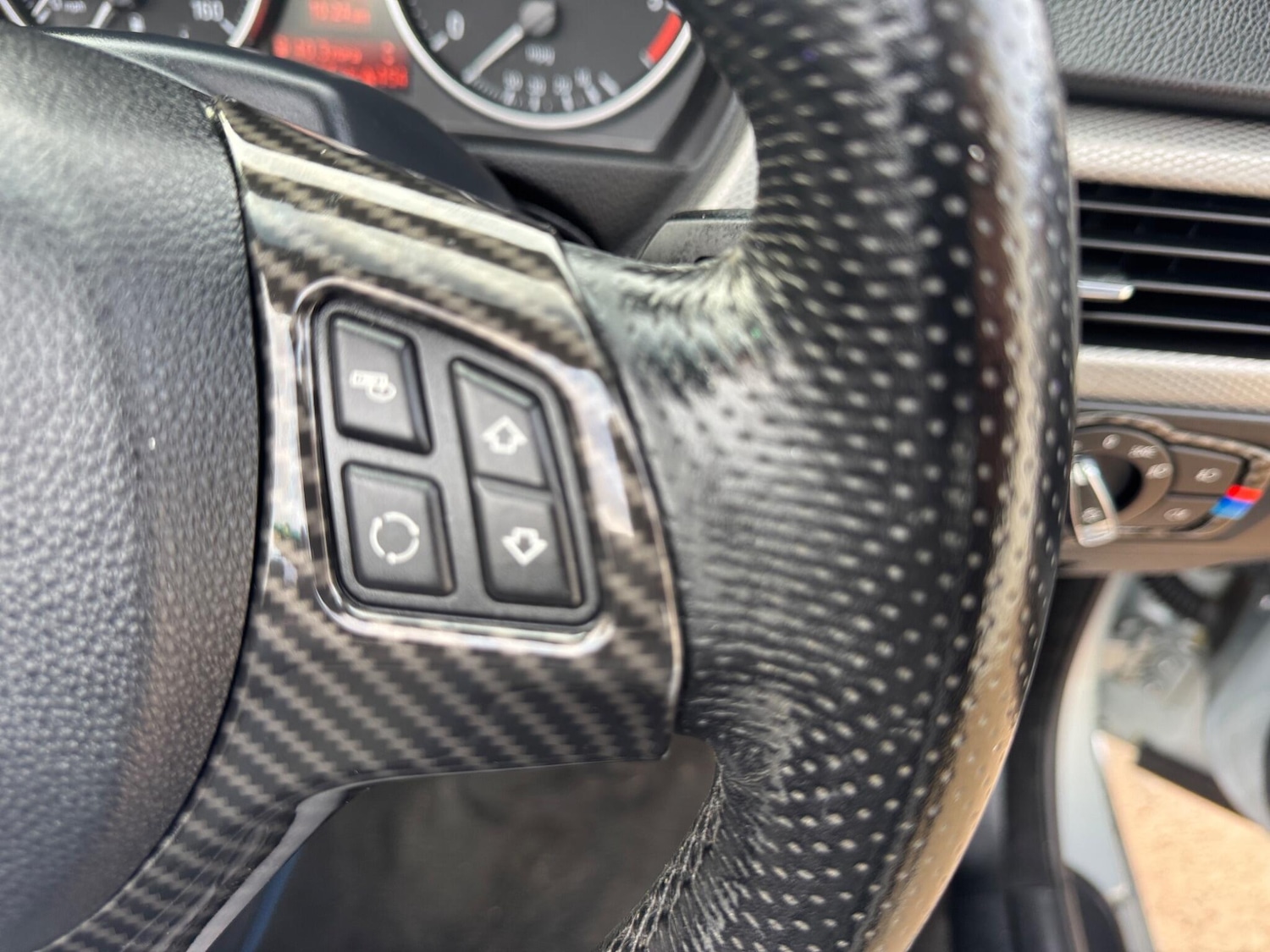 Used BMW 3 Series 2012 for sale - 77633104: Photo 43