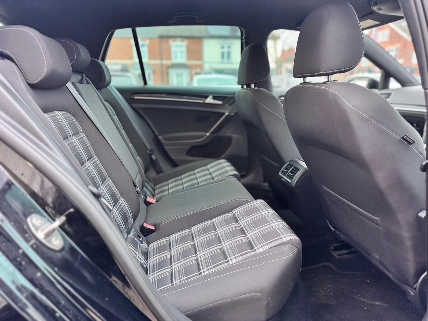 Used Volkswagen Golf 2015 for sale - 77970411: Photo 29