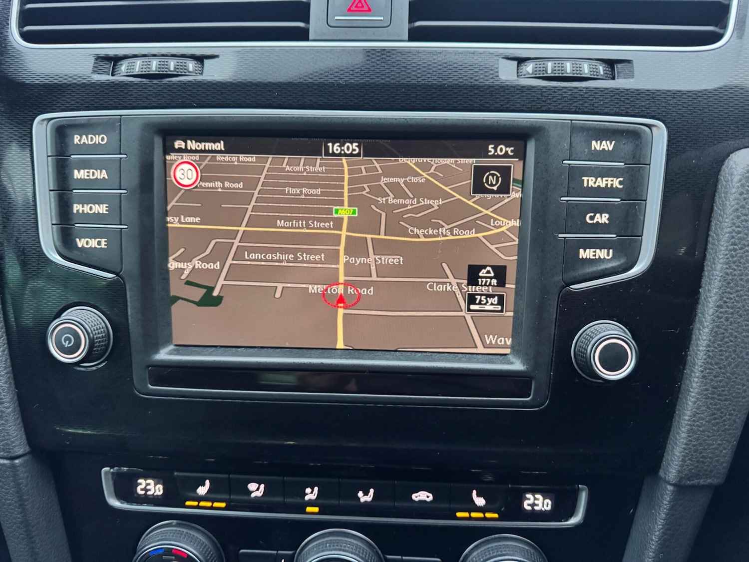 Used Volkswagen Golf 2015 for sale - 77970411: Photo 4