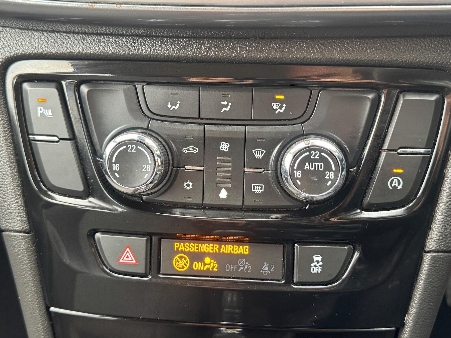Used Vauxhall Mokka X 2017 for sale - 76887087: Photo 40