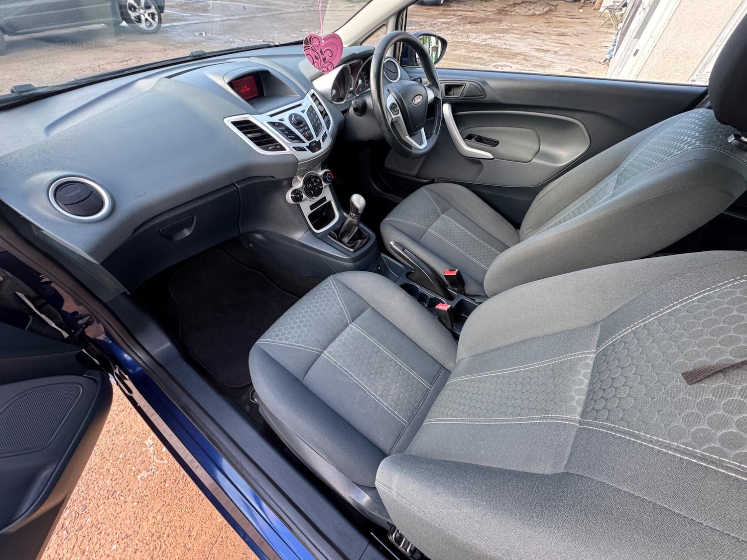 Used Ford Fiesta for sale - 76993150: Photo 28