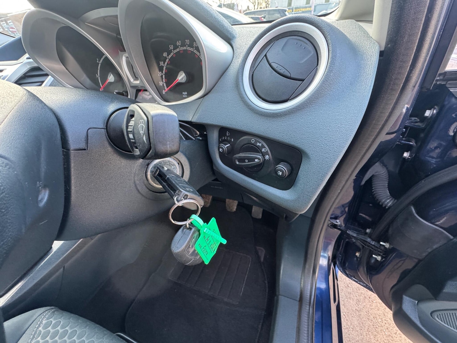 Used Ford Fiesta for sale - 76993150: Photo 34