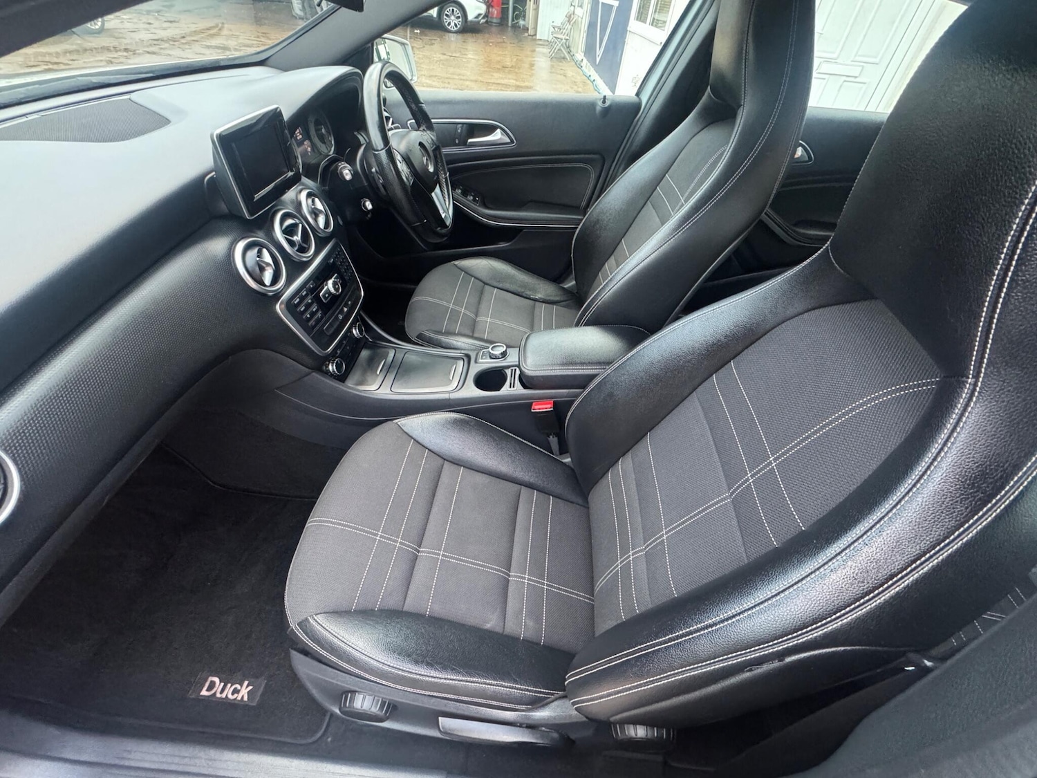 Used Mercedes-Benz A-Class 2014 for sale - 77625509: Photo 28