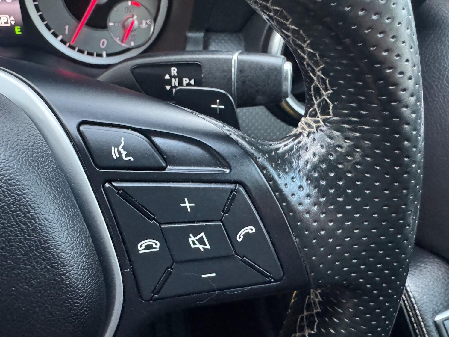 Used Mercedes-Benz A-Class 2014 for sale - 77625509: Photo 41