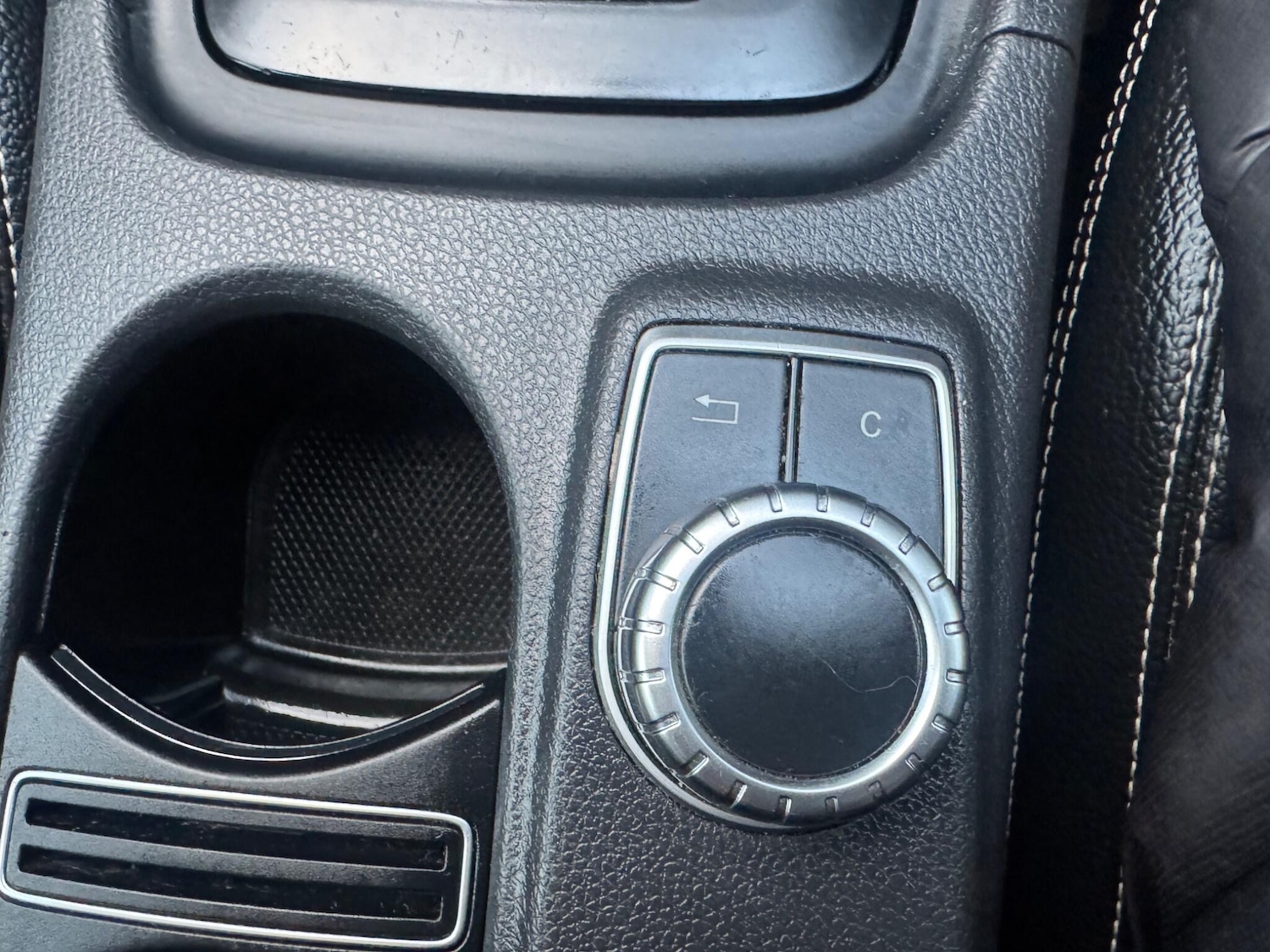 Used Mercedes-Benz A-Class 2014 for sale - 77625509: Photo 43