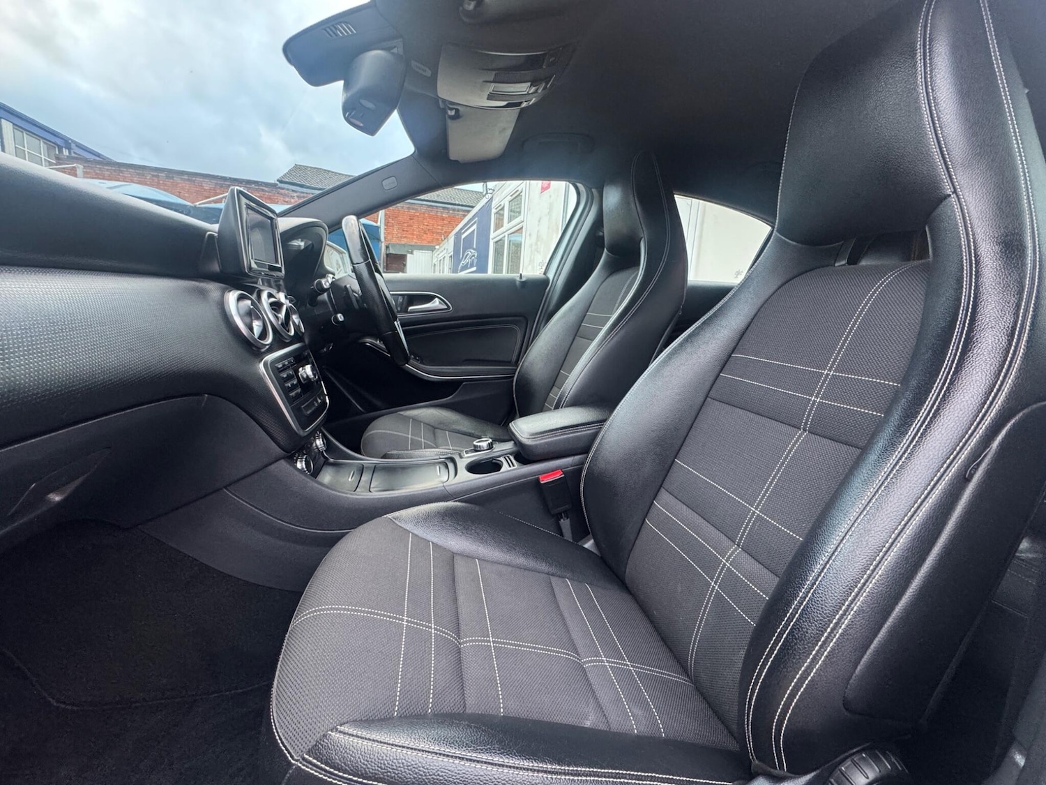 Used Mercedes-Benz A-Class 2014 for sale - 77625509: Photo 6