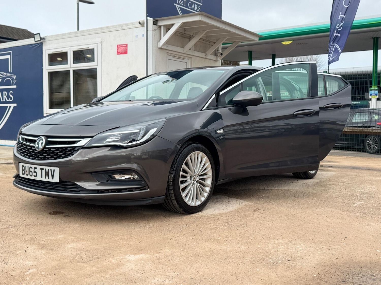 Used Vauxhall Astra 2015 for sale - 78071752: Photo 25