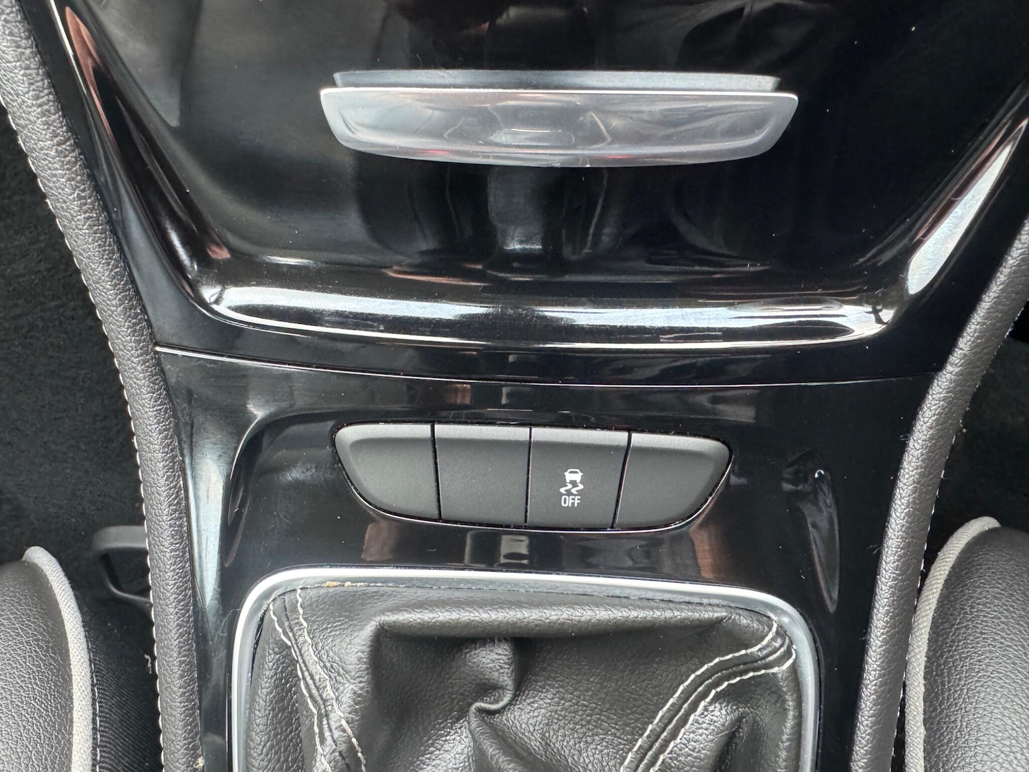 Used Vauxhall Astra 2015 for sale - 78071752: Photo 42