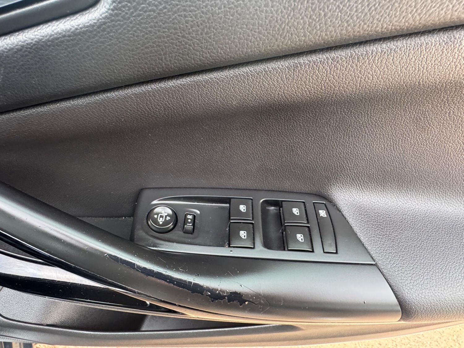 Used Vauxhall Astra 2015 for sale - 78071752: Photo 44